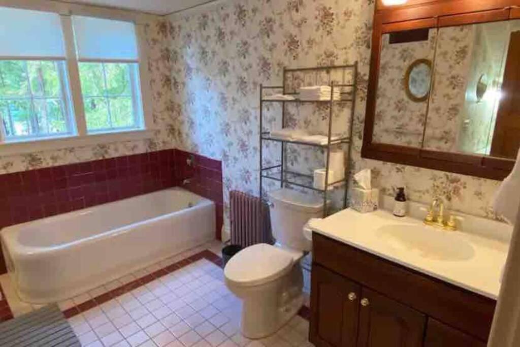 The Hillside B&B. Home W/ Breakfast Service! Wisconsin Dells Εξωτερικό φωτογραφία